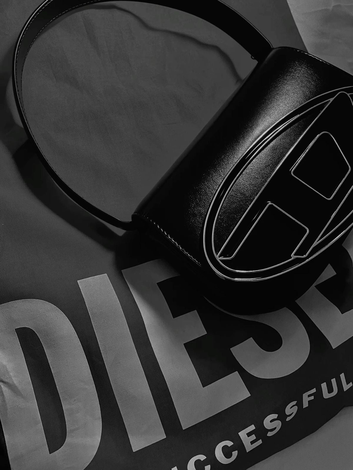 Diesel hand bag - Black - bamn.
