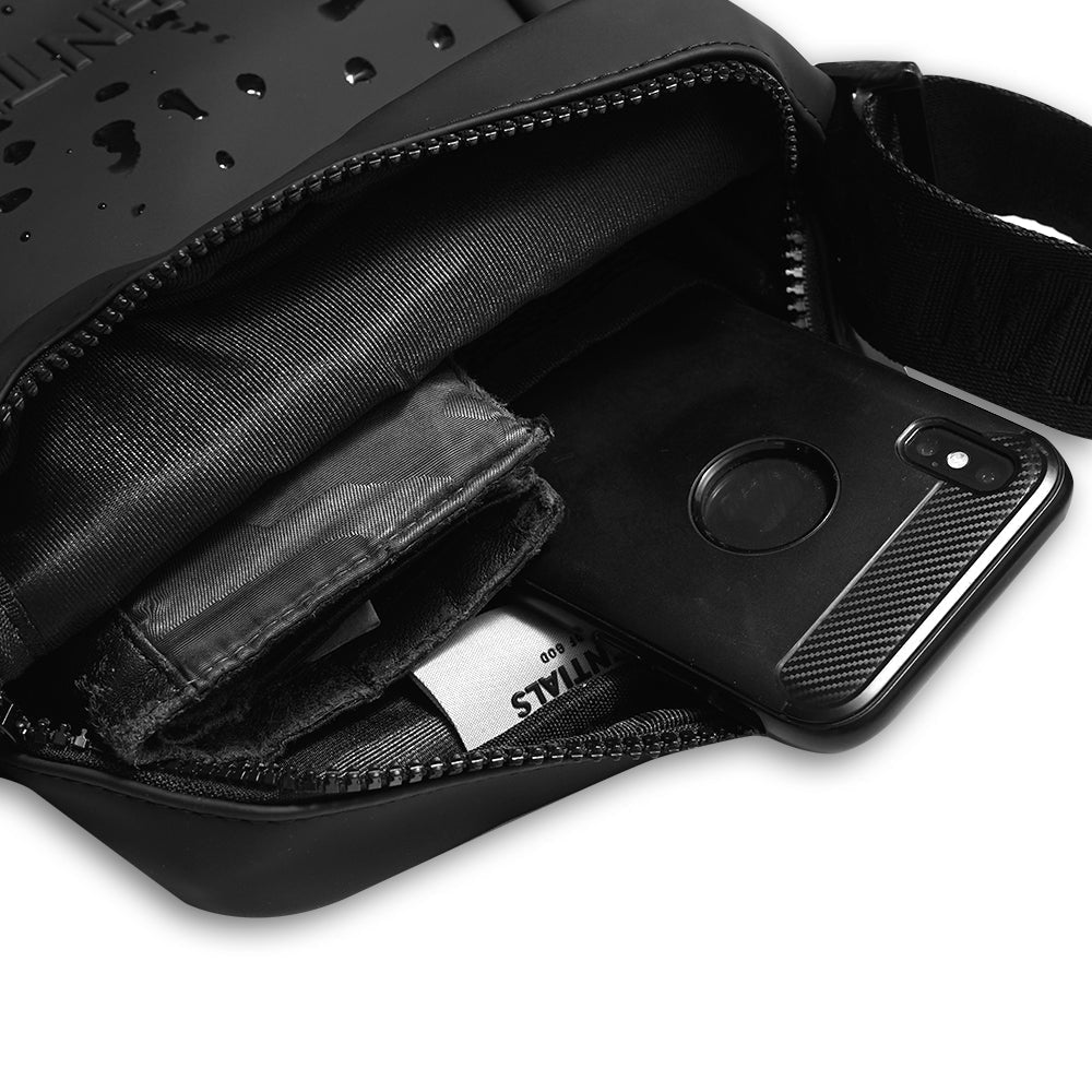 Cross body essentials fear of god (black) side bag - bamn.