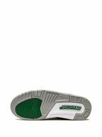 Air Jordan 3 Retro OG "Pine Green" - bamn.