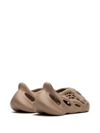 adidas Yeezy
YEEZY Foam Runner "Clay Taupe" sneakers - bamn.