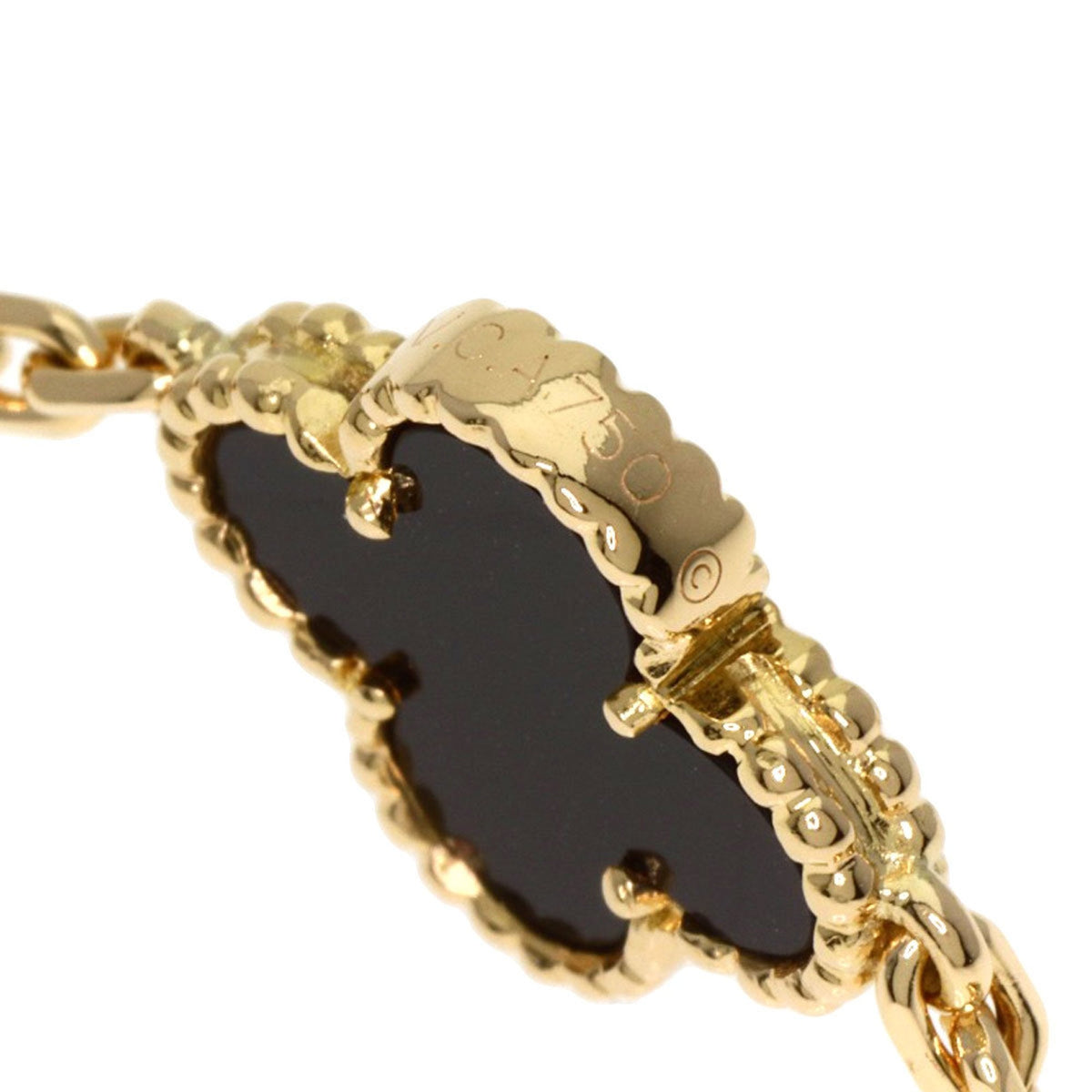 Midnight Clover Stainless Steel Bracelet – A Statement of Elegance - bamn.