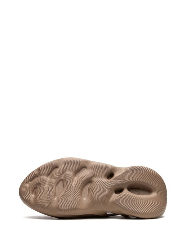 adidas Yeezy
YEEZY Foam Runner "Clay Taupe" sneakers - bamn.