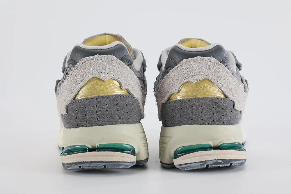 2002R ‘Protection Pack – Rain Cloud’ - bamn.