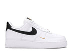Women's Nike Airforce 1 07 Essential - bamn.