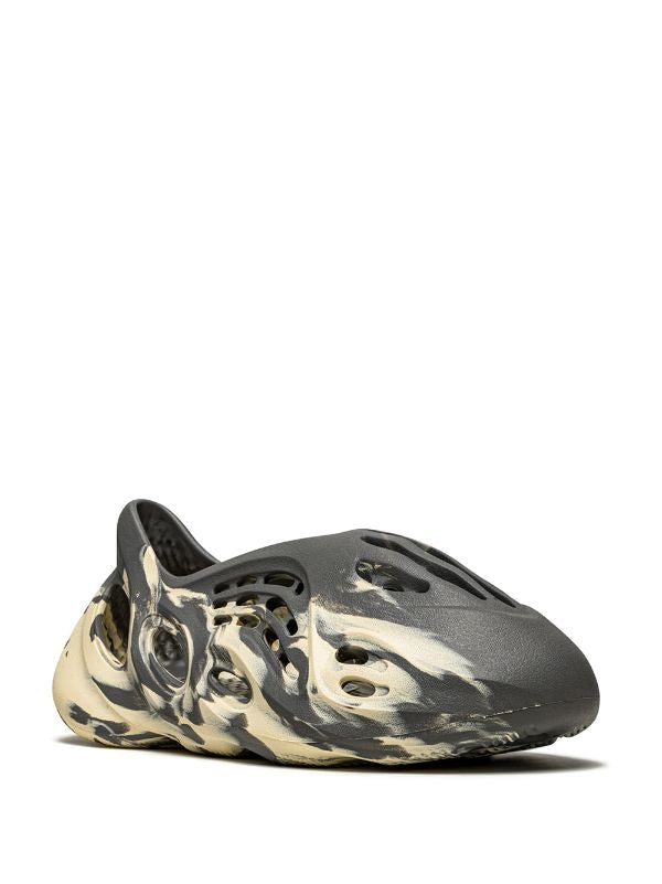 adidas Yeezy YEEZY Foam Runner MXT "Moon Gray" sneakers - bamn.