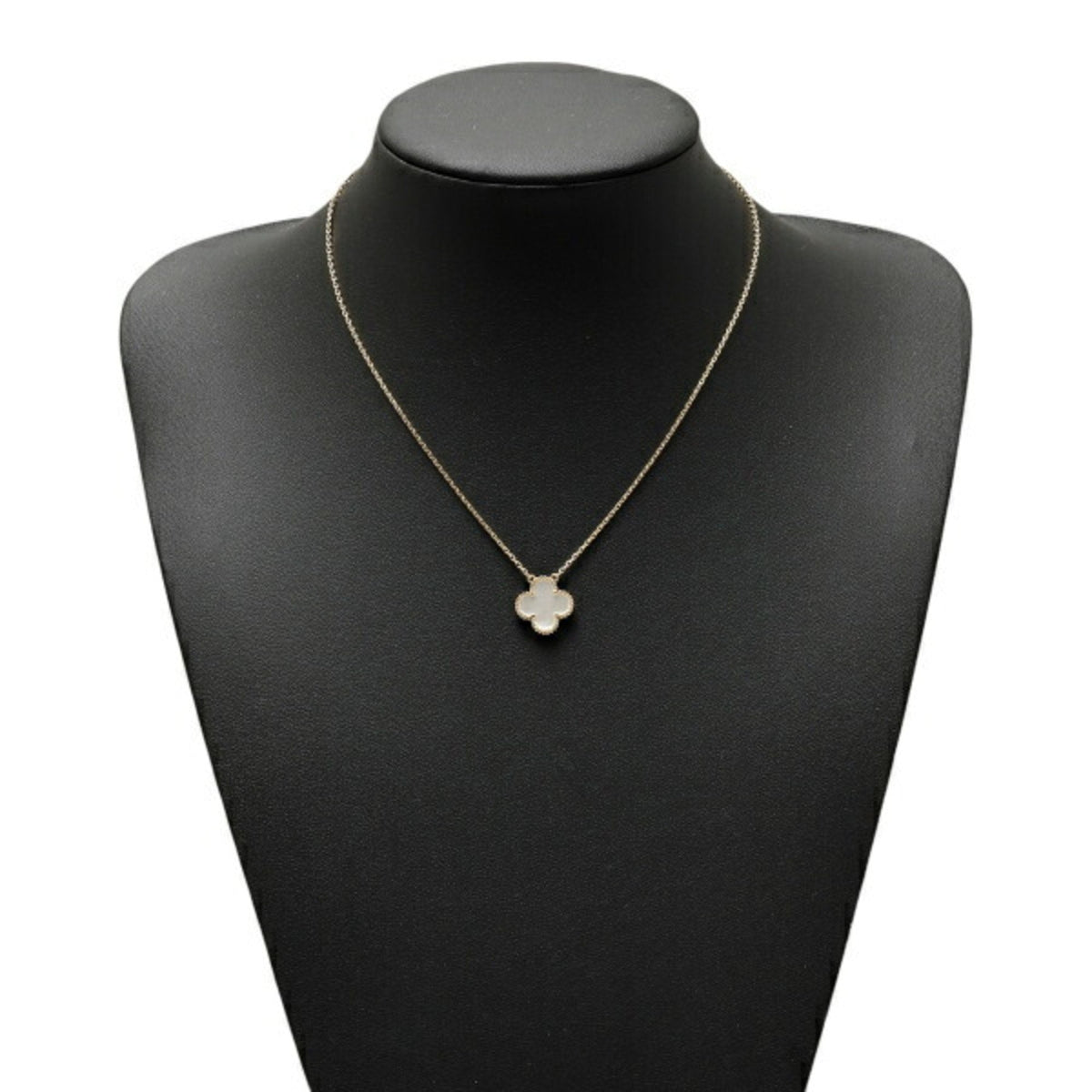 White Clover Stainless Steel Necklace – A Statement of Elegance - bamn.