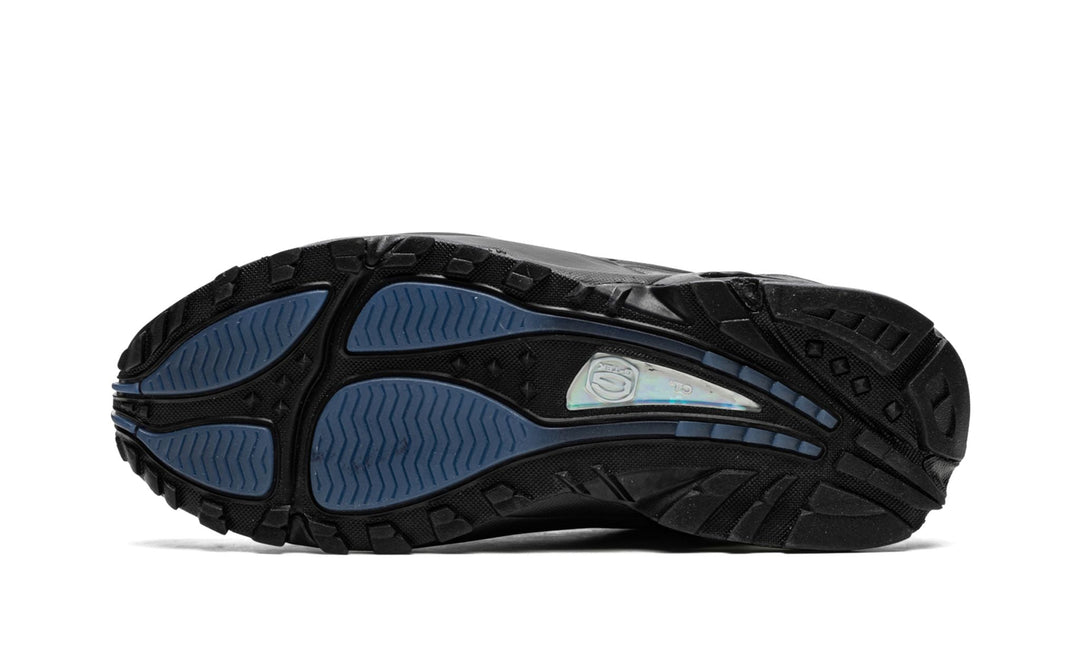 HOT STEP AIR TERRA NOCTA x Nike "Drake - Triple Black"