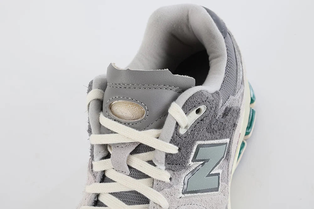2002R ‘Protection Pack – Rain Cloud’ - bamn.