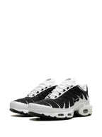Nike Air Max Plus "Black / White" - bamn.