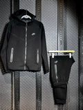 Nike Tech Fleece "black" - bamn.